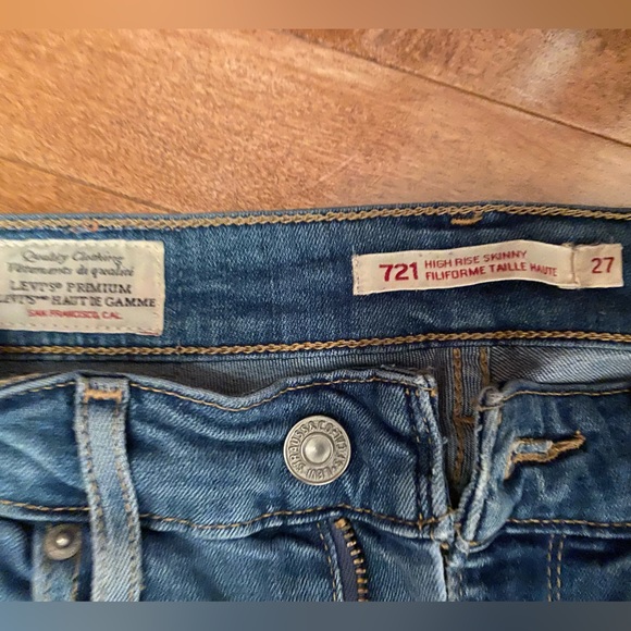 Levi’s 721 high rise skinny - Picture 2 of 2